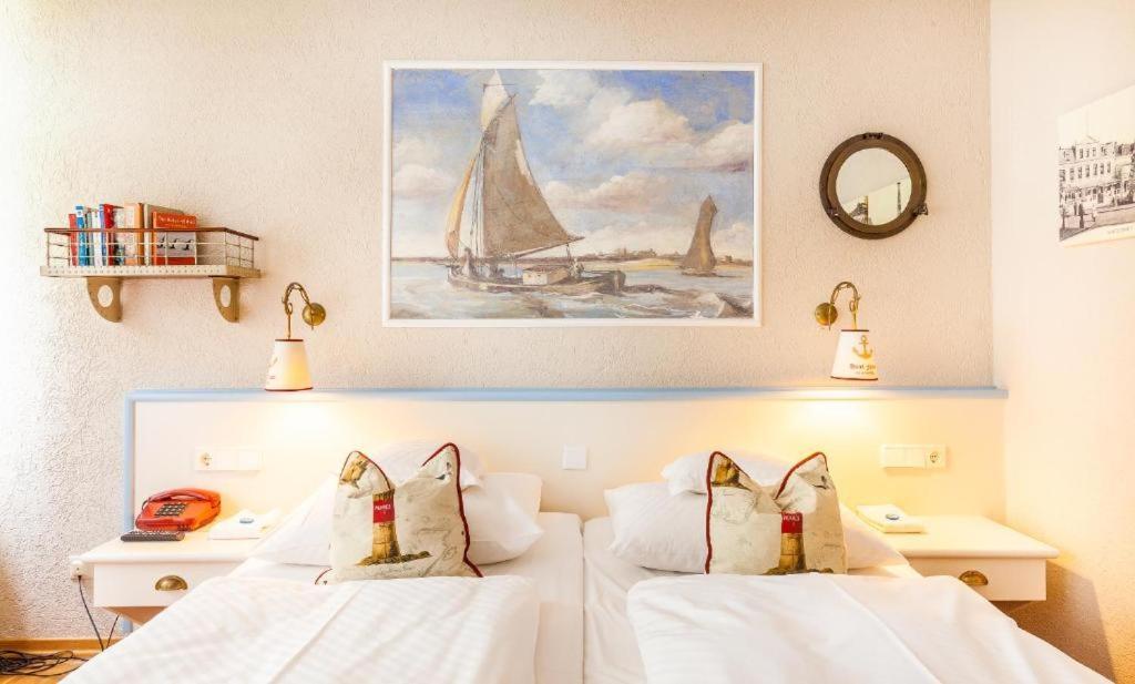 Hotel Friese นอร์เดอร์ไน ภายนอก รูปภาพ